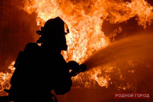 В Волгограде на пожаре 1 человек погиб, 30 эвакуированы