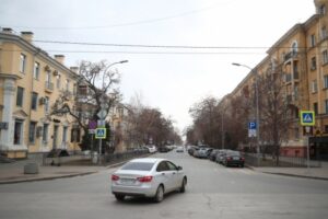 Волгоградцам советуют выбирать между новым китайским и подержанным немецким авто