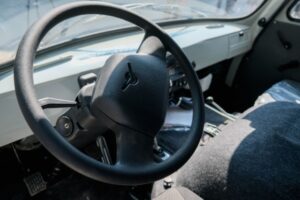 Волгоградцам объяснили риски покупки авто у ненадежных продавцов