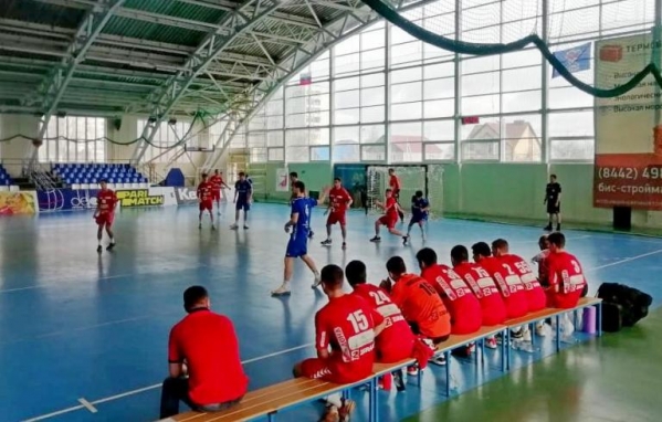 Дубль волгоградского «Каустика» вышел в финальный этап первенства РФ