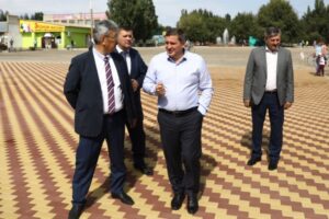 Бочаров оценил динамику работ по реконструкции ДК Ольховского района