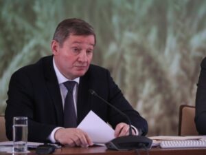 Глава региона провел Совет по развитию АПК в Волгограде