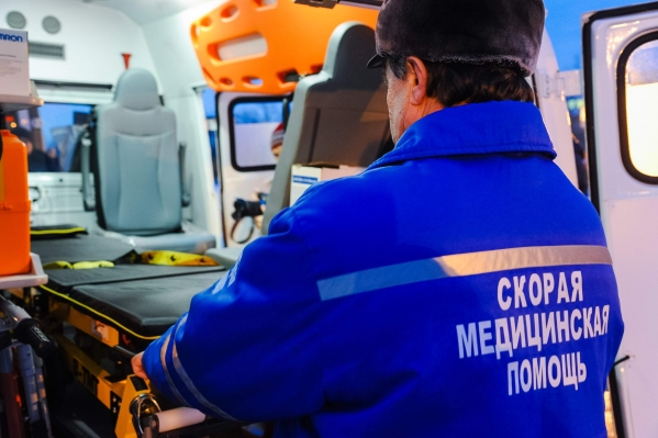 Отечественная легковушка сбила 38-летнего мужчину в Волгограде