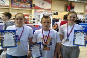 Из Ульяновска волгоградские кикбоксёры привезли 3 медали