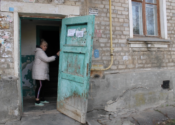 Жители поселка в Волгограде обвиняют УК в бездействии
