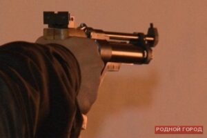 Житель Камышина получил пулю, уронив пепел сигареты на соседа