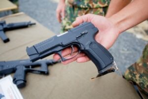 В Волгограде задержали мужчину, открывшего стрельбу по людям
