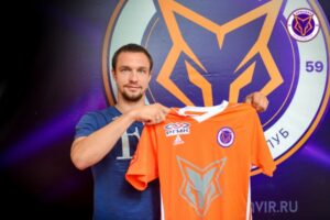 Экс-капитан «Ротора» продолжит карьеру в «Армавире»