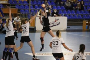 Волгоградское «Динамо-Синара» разошлось миром с «АГУ-Адыиф»