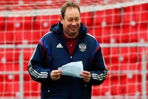 Леонид Слуцкий объявил состав сборной России по футболу