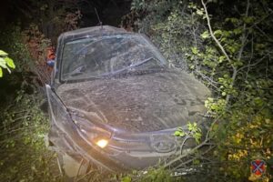 В Волгоградской области погибла водитель перевернувшегося автомобиля