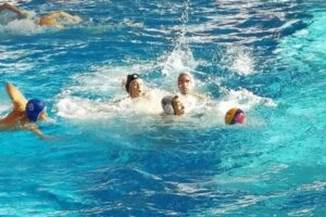 Юные волгоградские ватерполисты потерпели 2 разгромных поражения