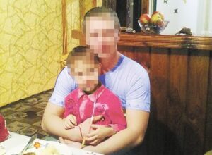«Места живого нет»: знакомые семьи рассказали об истязаниях ребенка