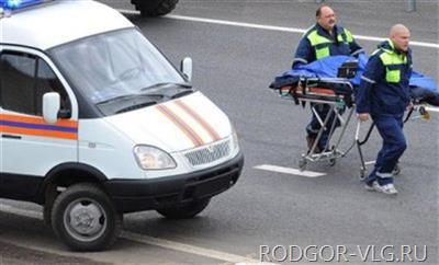 В центре Волгограда пьяного пешехода переехал троллейбус