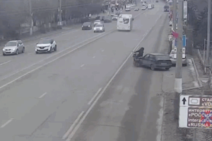 В Волгограде велосипедист пострадал в аварии с легковой машиной