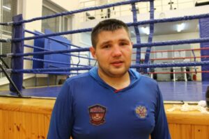 Волгоградский боксер вышел в полуфинал чемпионата России