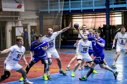 Волгоградский «Каустик» обыграл в Челябинске местное «Динамо»