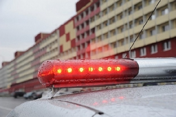 В Волгограде сотрудники ДПС спасли 68-летнего водителя