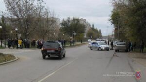 Под Волгоградом 76-летний пенсионер погиб под колесами ВАЗа