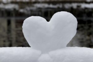 Февральская романтика: 5 оригинальных идей для свидания зимой