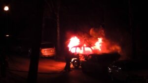 За сутки в Волгограде и области сгорели автомобили «Нива» и «Волга»