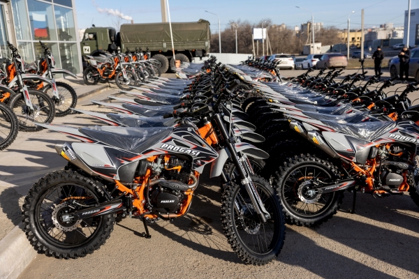 Волгоградская область передала 50 мотоциклов в зону СВО