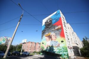 В Волгограде вандалы испортили мурал с портретом российского солдата