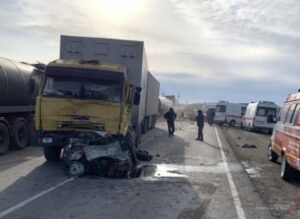 Под КамАЗом погибли двое детей и двое взрослых под Волгоградом