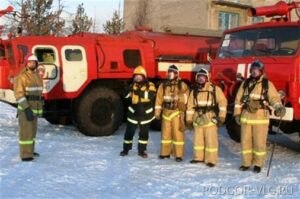 Под Волгоградом пожарные более 3 часов тушили хлопчатобумажный комбинат