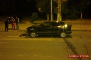 В Волгограде ищут очевидцев ДТП с «Мерседесом» на Тракторном