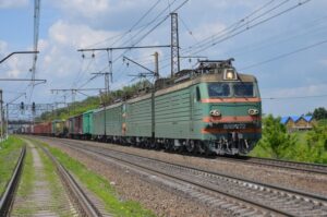 Под Волгоградом задержали поезд из-за подозрительного пакета