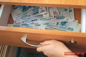 В Волгоградской области начальник почты присвоила миллион