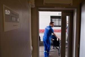 Волгоградку прямо на зебре сбил лихач на «Гранте»
