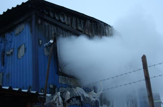 Под Волгоградом на пляже горел вагончик