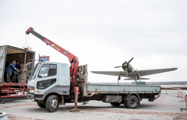 Макет самолета СУ-2 отреставрируют в Волгограде к майским праздникам