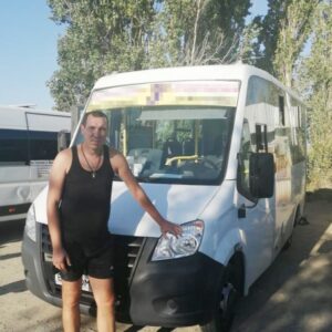 Волгоградец взял в кредит микроавтобус: спустя месяц машина не завелась