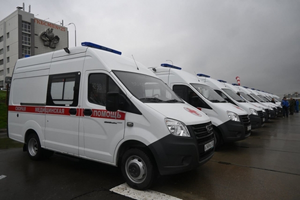В районы Волгоградской области поступили новые автомобили скорой помощи