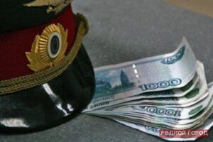 Директор ТСЖ в Волгограде пытался дать крупную взятку полицейскому