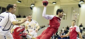 Волгоградский «Каустик» проиграл лидеру чемпионата