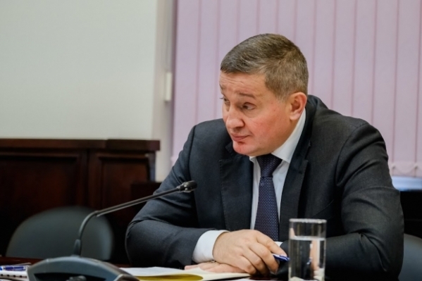 Бочаров дал поручения в связи с ДТП в Саратове, где пострадали волгоградцы