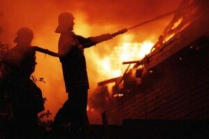 В Волгоградской области на пожарах погибли 2 супружеские пары