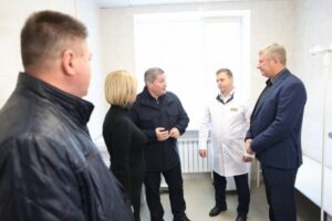 Губернатор Волгоградской области Андрей Бочаров посетил подшефный район ЛНР