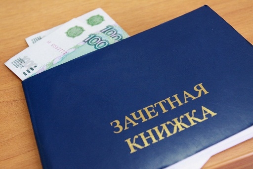 Преподавателя волгоградского вуза задержали за взятки