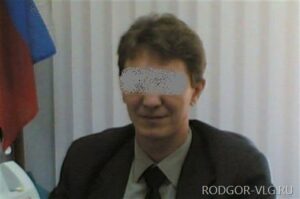 Судья на «Хонде» сбил двух дорожников в Волгоградской области