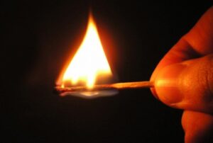 Под Волгоградом пенсионер из мести сжёг авто двоюродного брата