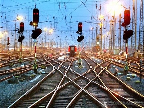 Под Волгоградом 18 апреля на несколько часов закроют железнодорожный переезд