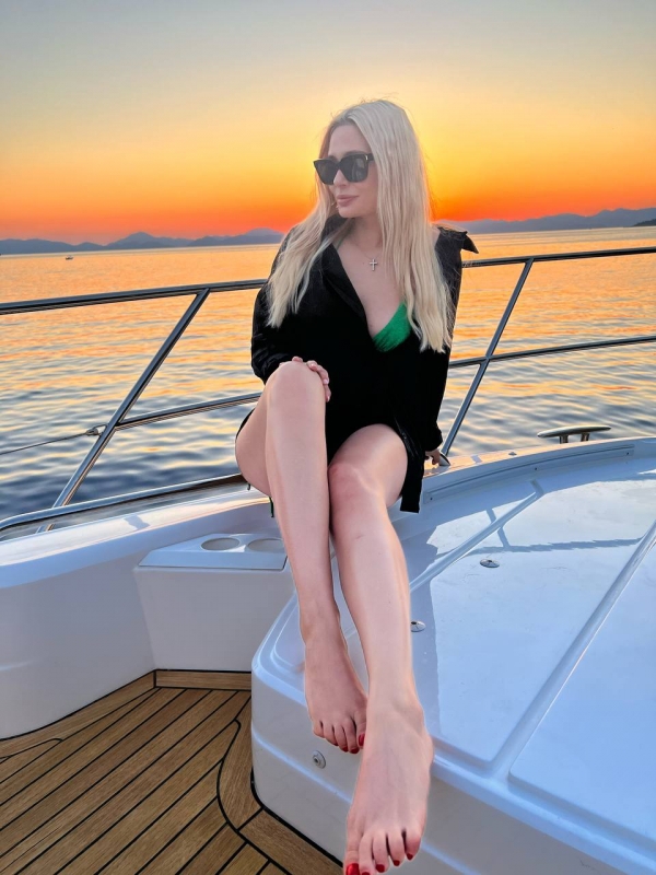 Актриса Наталья Рудова возмутилась поведением детей в самолете