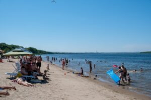 Прыжки в воду с высоты могут навредить здоровью