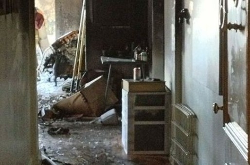 На юге Волгограда в девятиэтажке ночью загорелась квартира