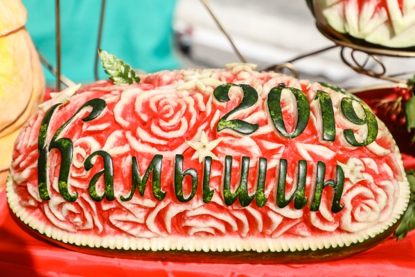 В Камышине стартовал 12-й арбузный фестиваль